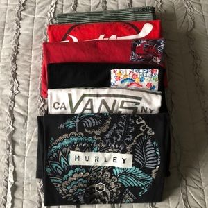 Lot/ 6 Men’s small T-shirts
